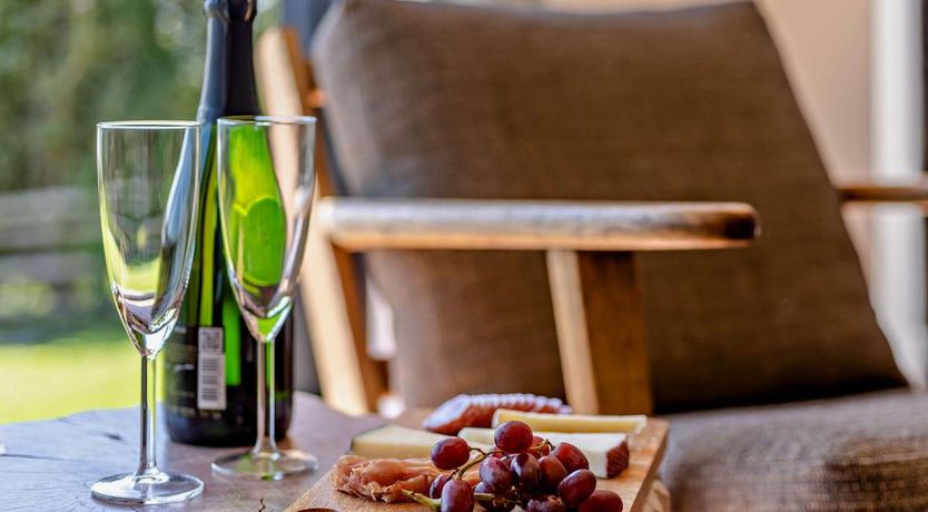 Photo of 3 Bed in Ashford