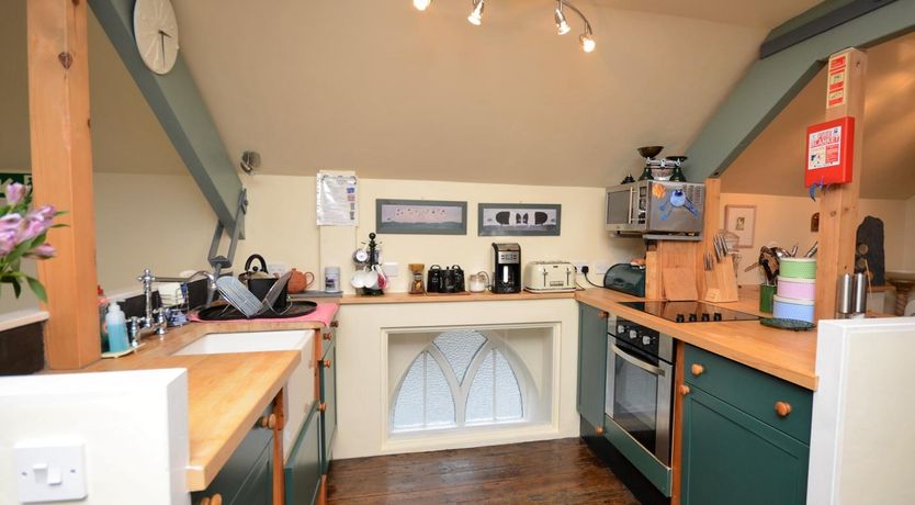 Photo of 2 Bed in Llwyngwril
