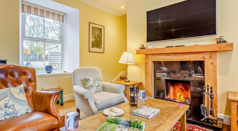 Photo of 3 Bed in Farr