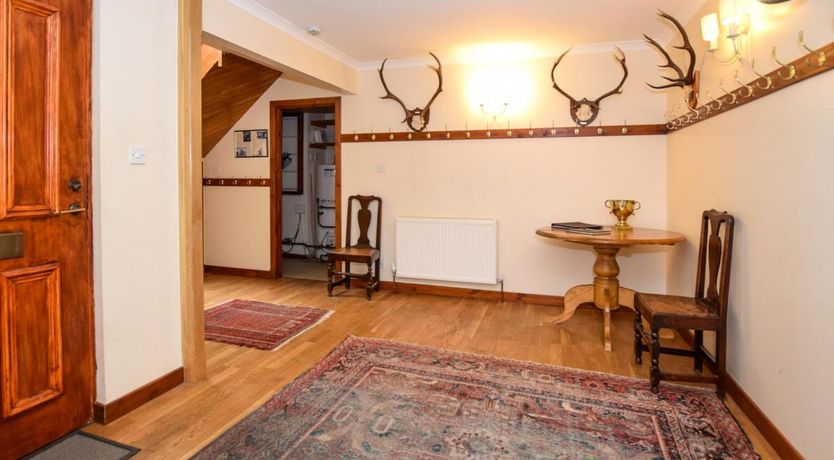 Photo of 5 Bed in Lochailort