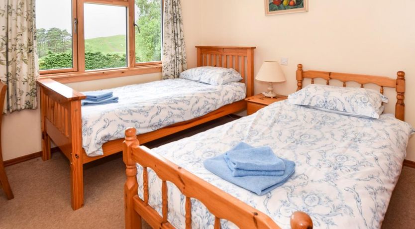 Photo of 5 Bed in Lochailort