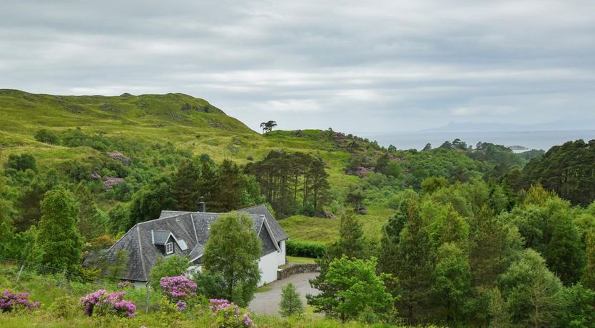 Photo of 5 Bed in Lochailort