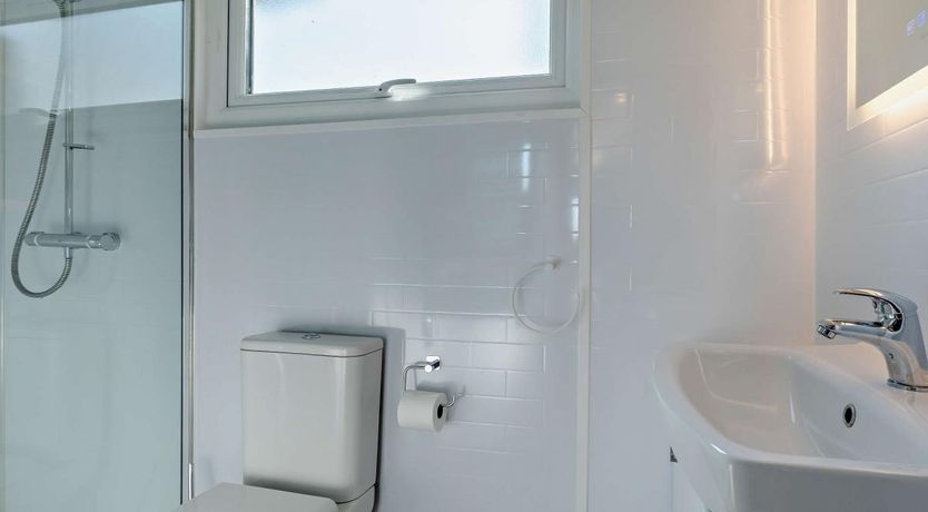 Photo of 1 Bed in Whitchurch Canonicorum