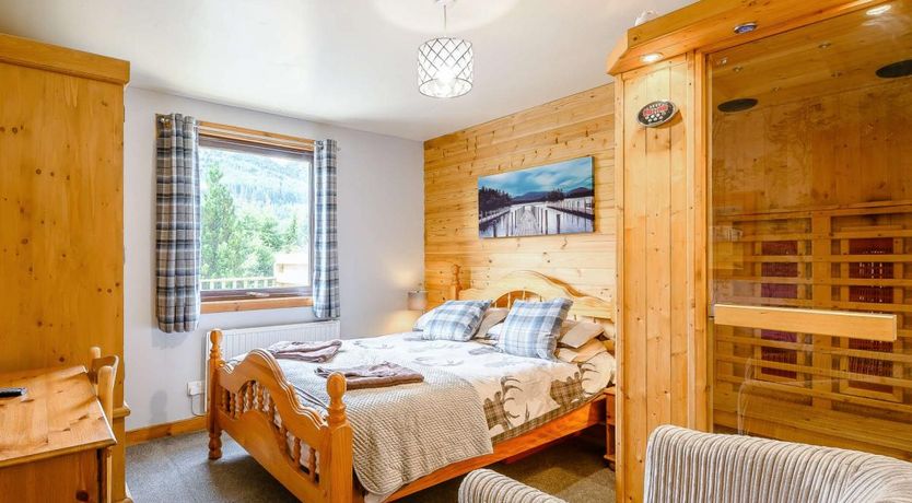 Photo of 2 Bed in Loch Eck