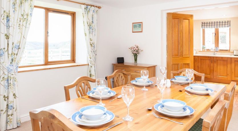 Photo of 3 Bed in Bideford