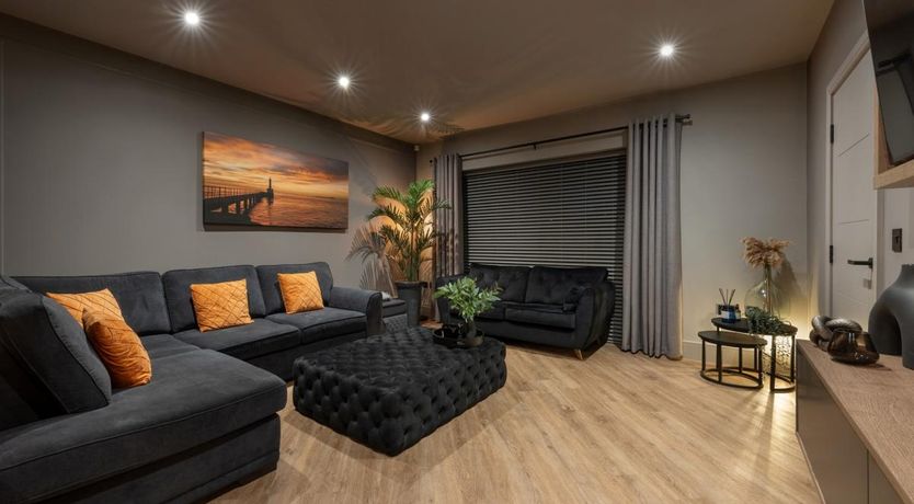 Photo of 4 Bed in Amble