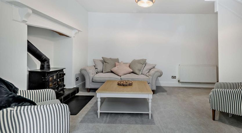 Photo of 4 Bed in Ilfracombe