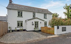 Photo of 4 Bed in Berrynarbor