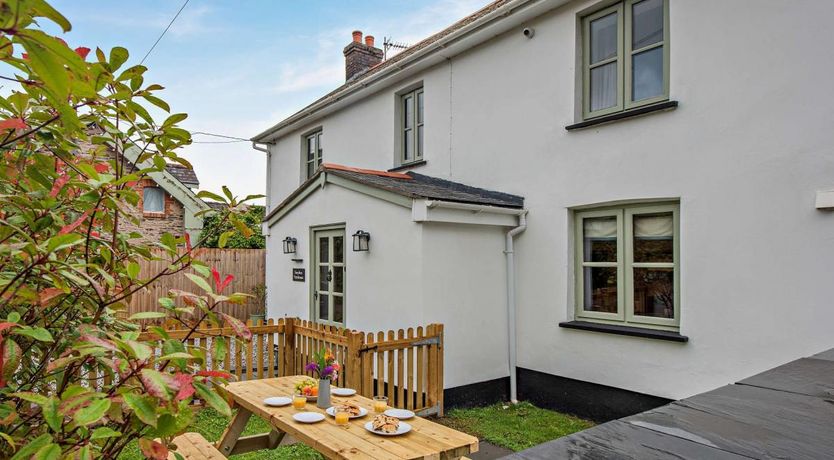 Photo of 4 Bed in Berrynarbor