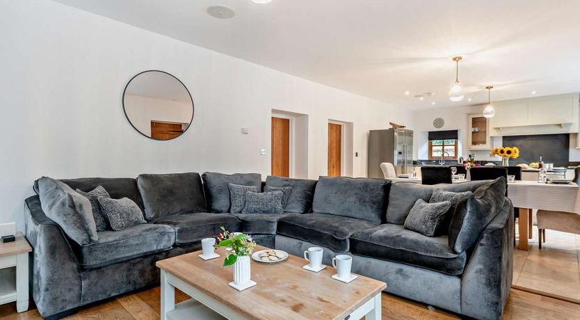 Photo of 4 Bed in Berrynarbor