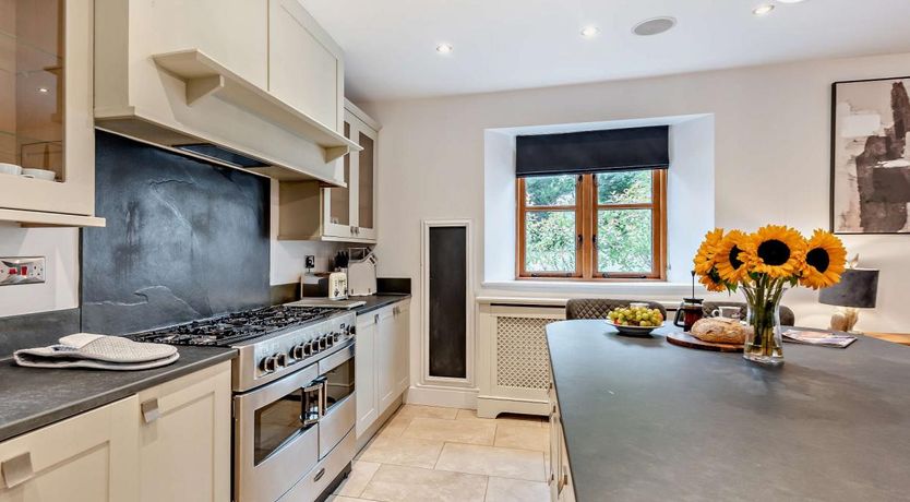 Photo of 4 Bed in Berrynarbor