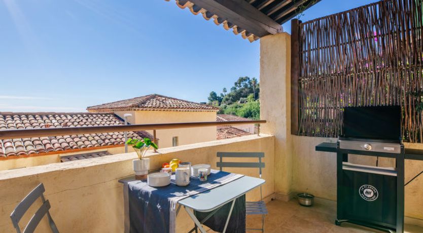 Photo of Le Bougainvillier