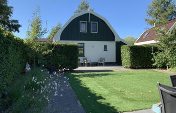 Restyled Koningshoeve 4 personen Holiday Home