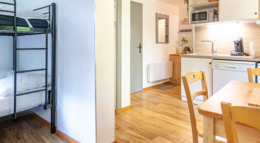 Photo of V. DU BACHAT MELEZES C