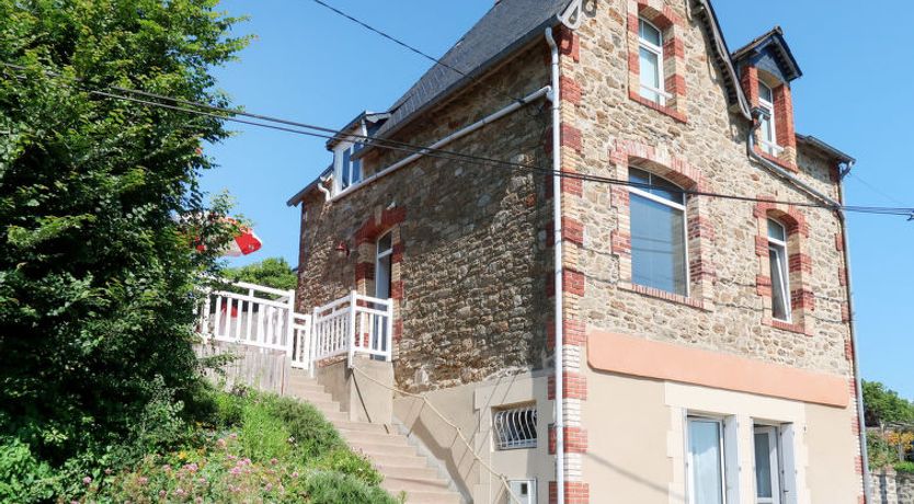 Photo of Le Clos du Port 1