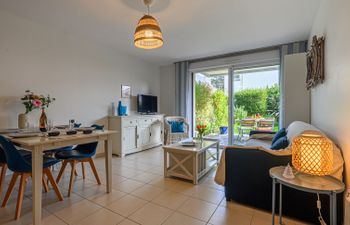 Villa Saint Julien Holiday Home