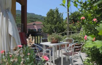 Gialla Holiday Home