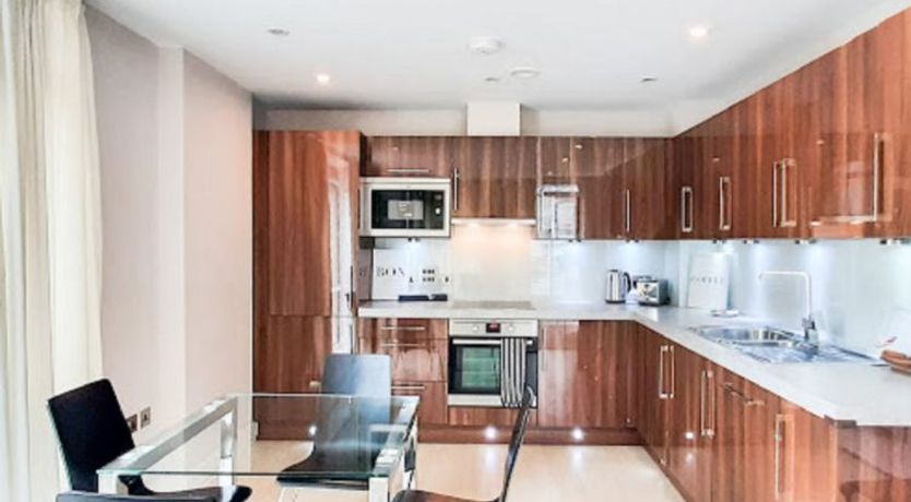 Photo of Friends Street