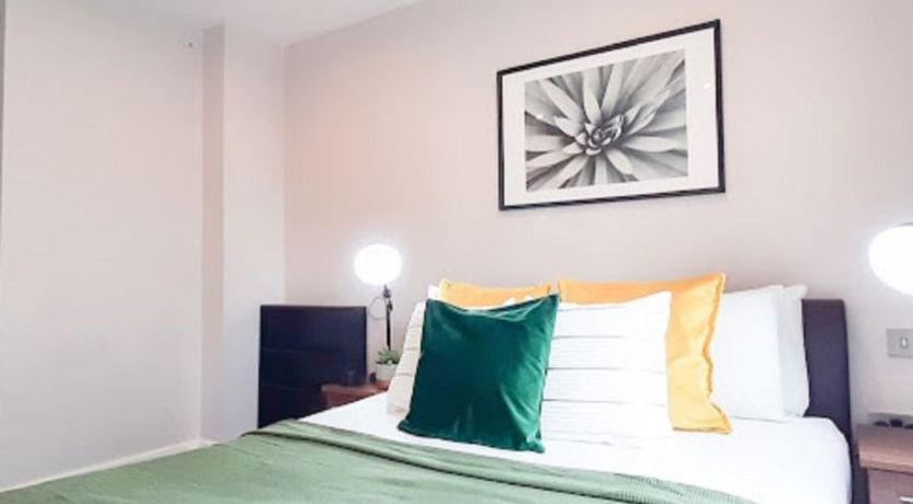 Photo of Friends Street