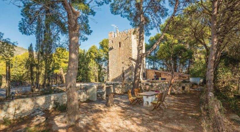 Photo of Torre Morralla