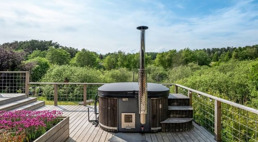 Photo of "Blek" - 2.8km from the sea