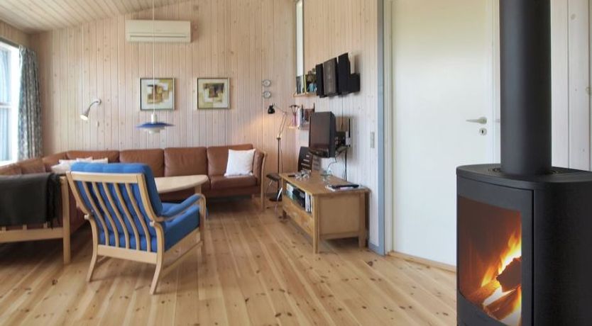 Photo of "Jolanda" - 800m from the sea