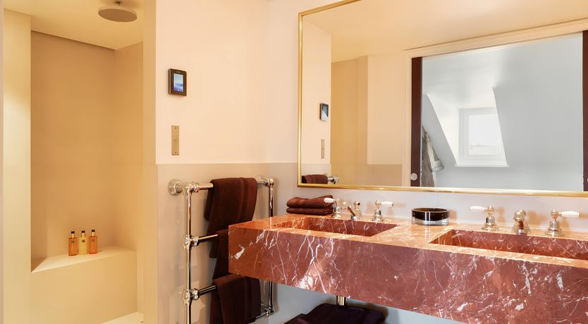 Photo of Île of Delights