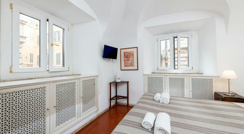 Photo of Roman Heart