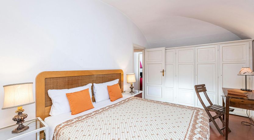 Photo of Roman Heart