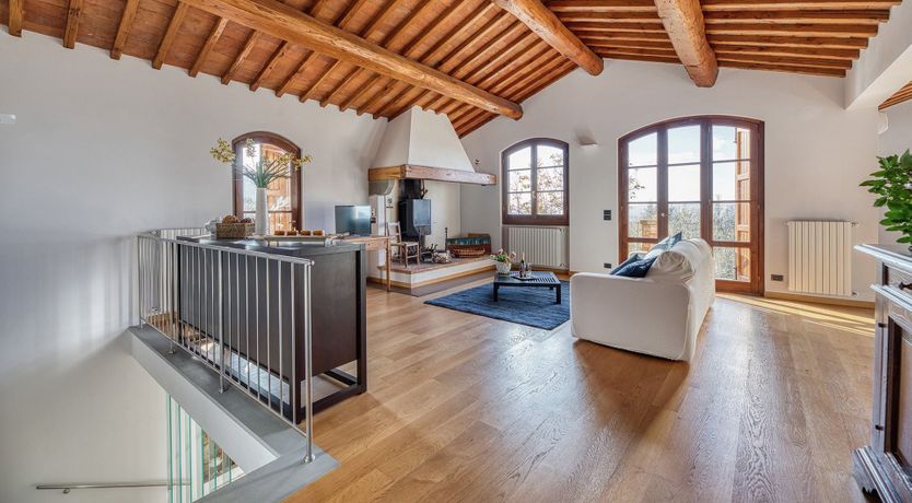 Photo of A Home's Embrace