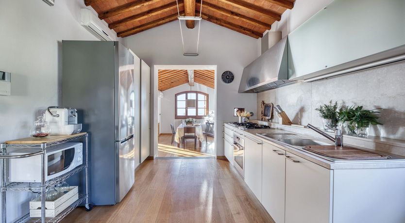 Photo of A Home's Embrace