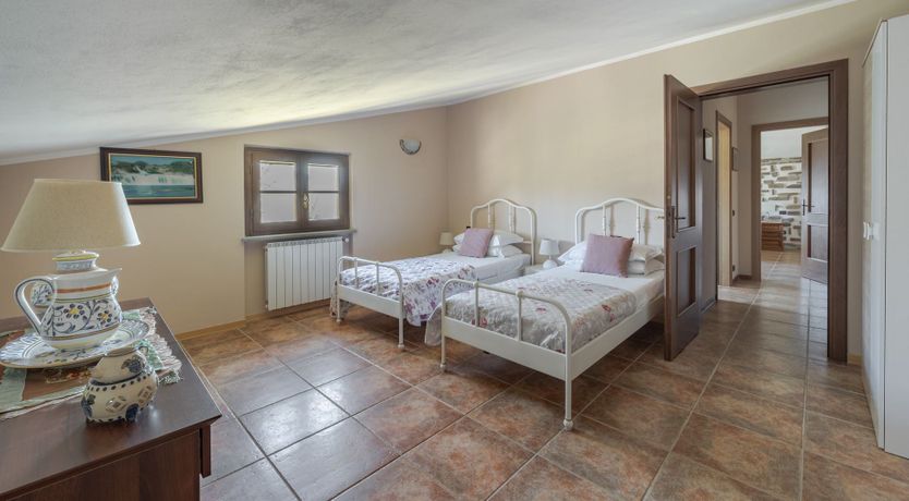 Photo of Garfagnana Gaze