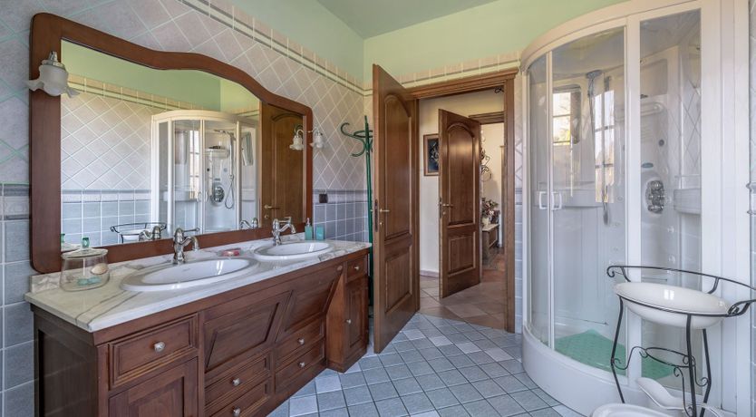 Photo of Garfagnana Gaze