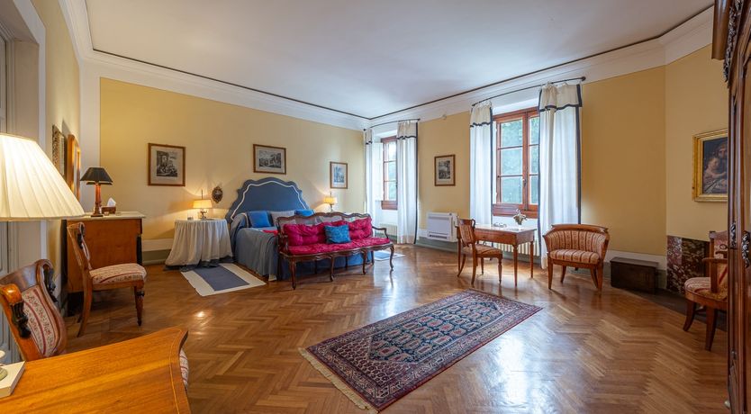 Photo of Vines of Gold