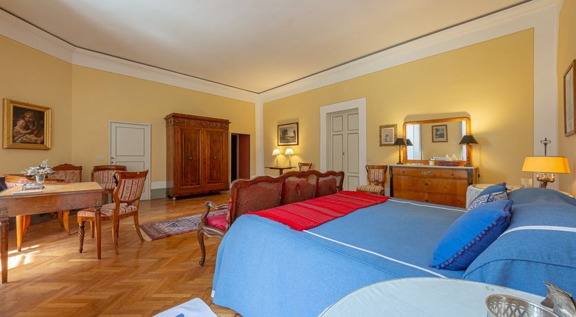 Photo of Vines of Gold