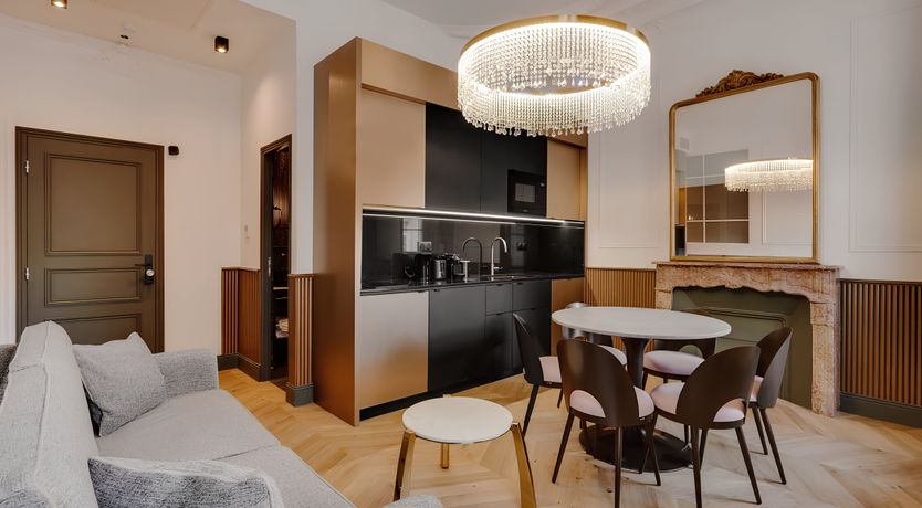 Photo of French Affair