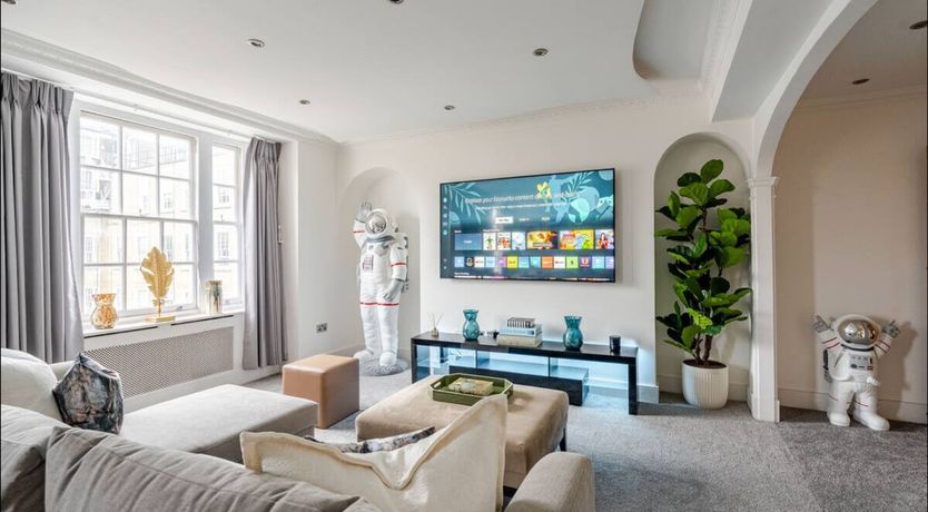 Photo of The Starman