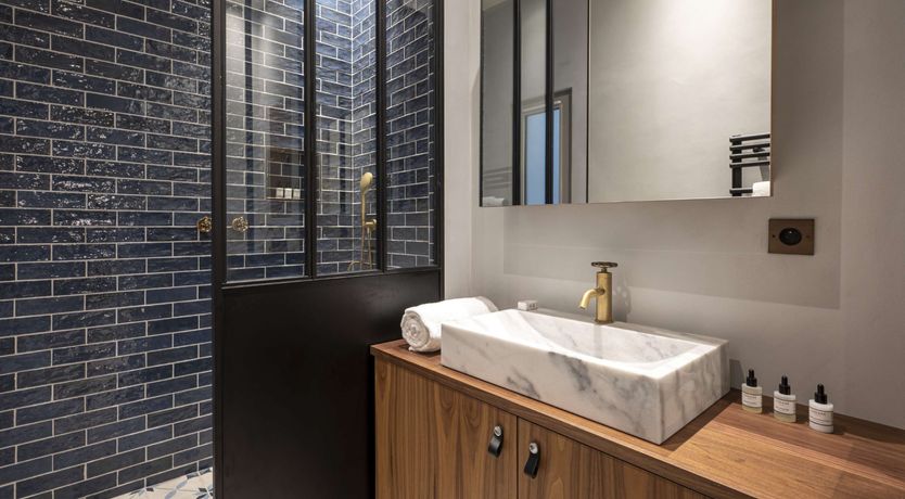 Photo of Parisian Essence