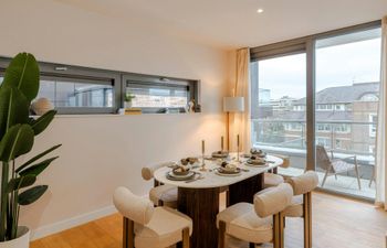 A Life in London Holiday Home