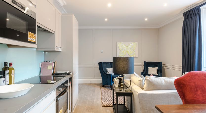 Photo of Knightsbridge Delight