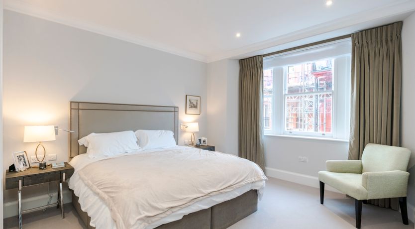 Photo of Knightsbridge Delight