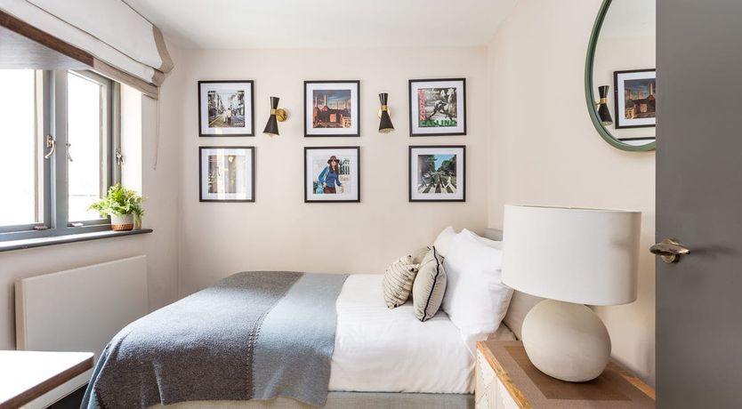 Photo of Jade & Gold