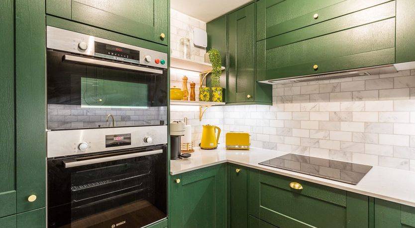 Photo of Jade & Gold