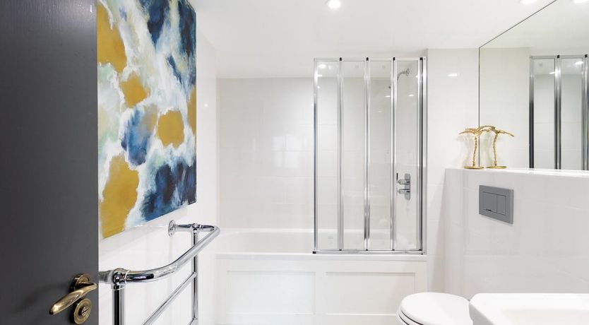 Photo of Jade & Gold