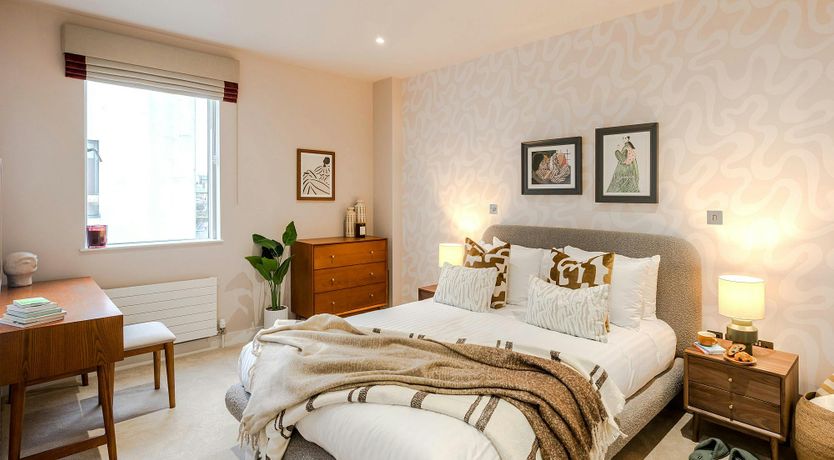 Photo of Silver Shadows