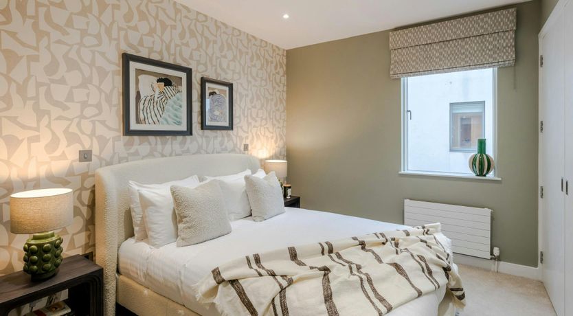 Photo of Silver Shadows