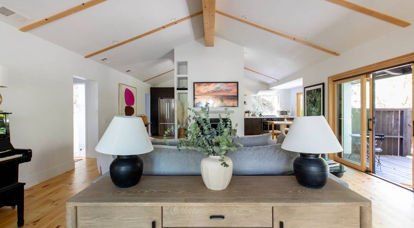 Photo of Tropical Treehouse