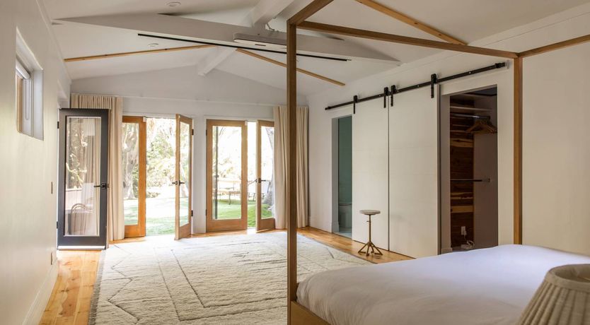 Photo of Tropical Treehouse