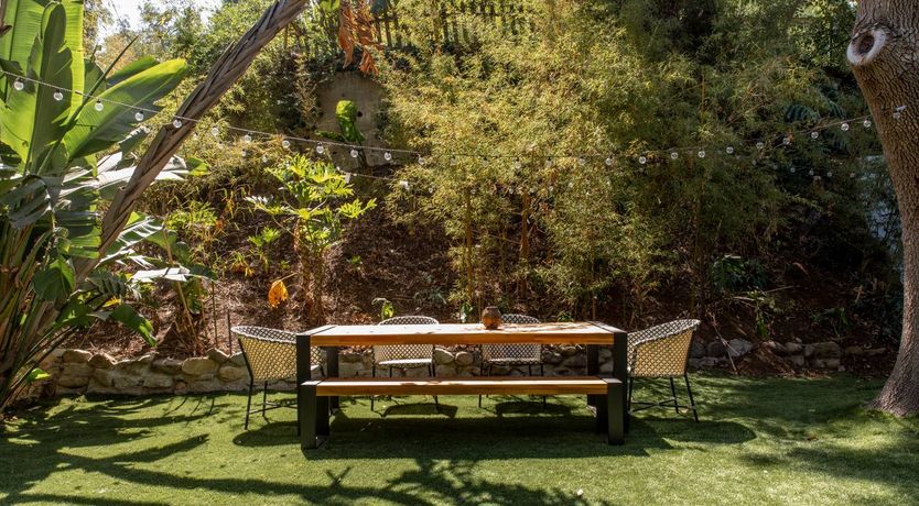 Photo of Tropical Treehouse