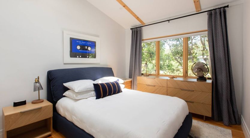 Photo of Tropical Treehouse